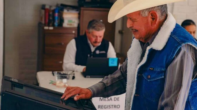 se-suman-chihuahuenses-de-la-zona-rural-a-votacion-del-presupuesto-participativo-2025.jpeg Se suman chihuahuenses de la zona rural a votación del Presupuesto Participativo 2025