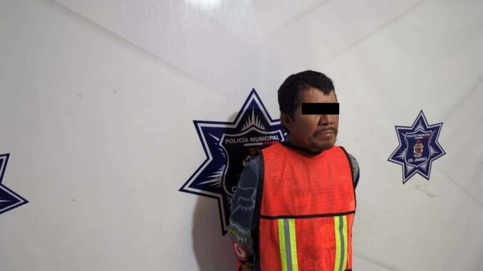 detienen-a-hombre-con-dos-ordenes-de-aprehension-vigentes.jpg Detienen a hombre con dos órdenes de aprehensión vigentes