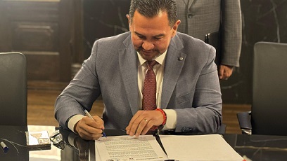 firma-el-alcalde-perez-cuellar-convenio-del-programa-de-vivienda-para-el-bienestar.jpg Firma el Alcalde Pérez Cuéllar convenio del Programa de Vivienda para el Bienestar
