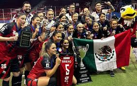 Se corona Savage femenil