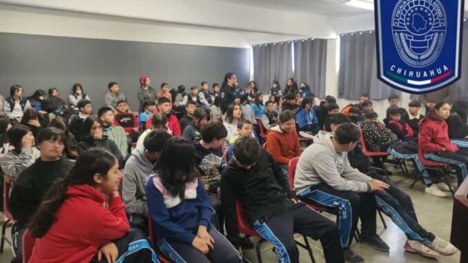 imparte-goechi-charlas-de-concientizacion-en-secundaria-jose-maria-luis-mora.jpg Imparte GOECHI charlas de concientización en Secundaria José María Luis Mora