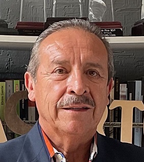 Derechización morenista Por. Luis Javier Valero Flores