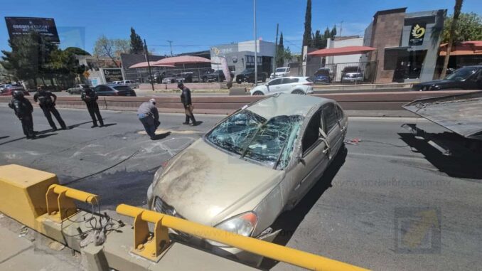 circulaba-a-exceso-de-velocidad-y-vuelca-en-la-avenida-la-cantera-lo-trasladan-al-hospital.jpeg Circulaba a exceso de velocidad y vuelca en la Avenida La Cantera; lo trasladan al hospital