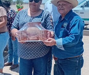 Celebración del Día de las Madres y el Día del Niño Ejido Los Ángeles