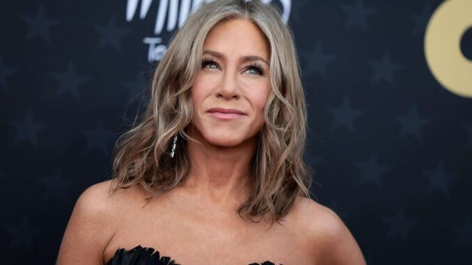 hombre-que-estrello-su-coche-contra-la-casa-de-jennifer-aniston-es-acusado-de-hostigamiento.jpg Hombre que estrelló su coche contra la casa de Jennifer Aniston es acusado de hostigamiento