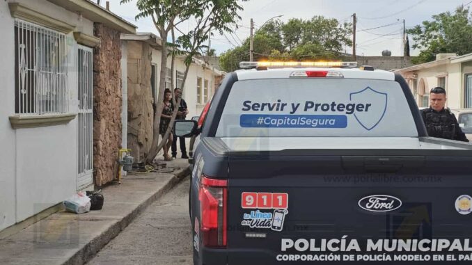 mujer-fue-rescatada-tras-ser-encerrada-por-su-pareja-en-su-domicilio.jpeg Mujer fue rescatada tras ser encerrada por su pareja en su domicilio