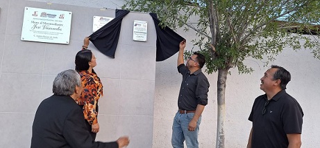 reconoce-alcaldesa-lucy-marrufo-a-jesus-tirso-gutierrez-como-maestro-ilustre-2025.jpg Reconoce alcaldesa Lucy Marrufo a Jesús Tirso Gutiérrez como “Maestro ilustre 2025”