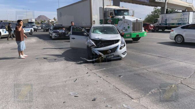 pasajera-de-plataforma-queda-herida-tras-choque-en-vialidad-sacramento.jpeg Pasajera de plataforma queda herida tras choque en vialidad Sacramento