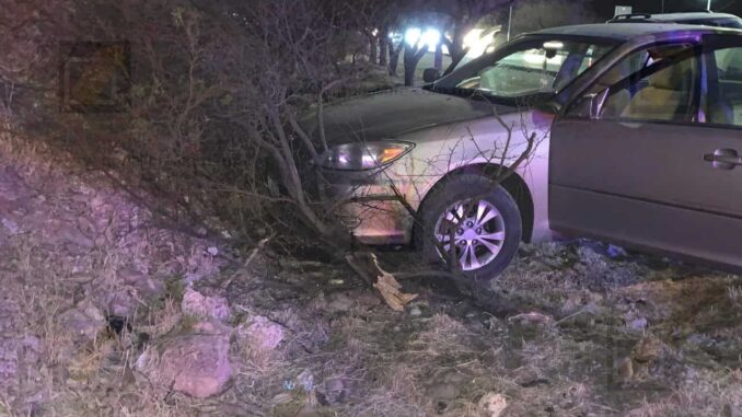 joven-conductora-resulta-con-lesiones-leves-tras-salir-del-camino-en-carretera-a-aldama.jpeg Joven conductora resulta con lesiones leves tras salir del camino en carretera a Aldama