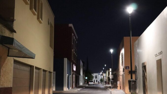 finaliza-municipio-modernizacion-de-alumbrado-publico-a-luz-led-en-zona-centro.jpeg Finaliza municipio modernización de alumbrado público a luz LED en Zona Centro
