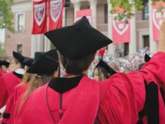 A cazar, universidades buscan científicos de EU tras despidos de Trump
