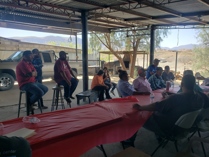 Se reunió ayer el alcalde Felipe Armando Reyes Mancha, con vecinos de La Paz de México