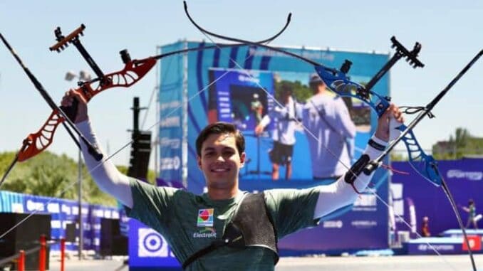 el-mexicano-matias-grande-campeon-de-la-copa-del-mundo-de-tiro-con-arco-madrid-2025-696x429.jpg