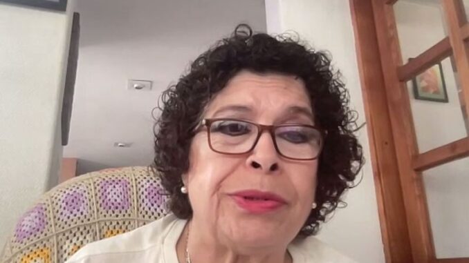 sara-esther-valdes-cientifica-de-la-unam.jpg