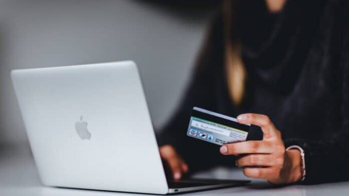 compras-en-linea-696x464.jpg
