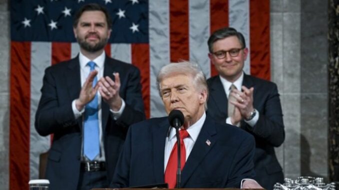 donald-trump-pronuncia-su-discurso-del-estado-de-la-union-2-696x464.jpg