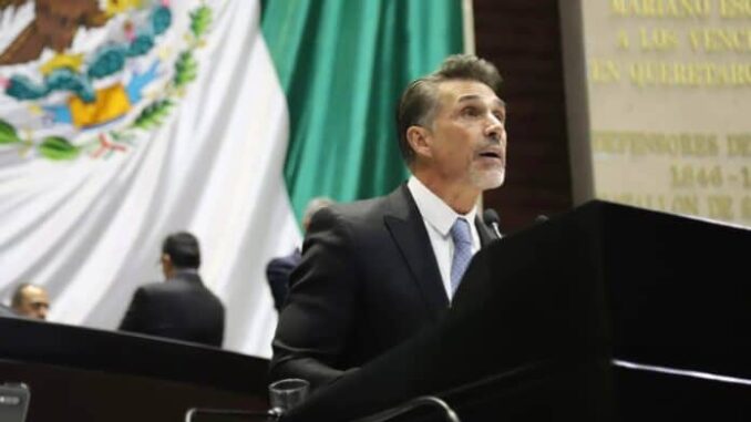 sergio-mayer-solicita-licencia-indefinida-como-diputado-para-participar-en-la-casa-de-los-famosos.jp_.jpeg
