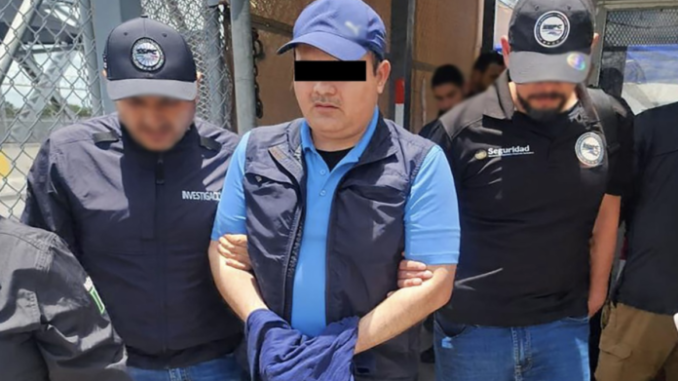 eeuu-detiene-a-funcionario-de-aduanas-de-mexico-por-presuntos-nexos-criminales-696x429.png